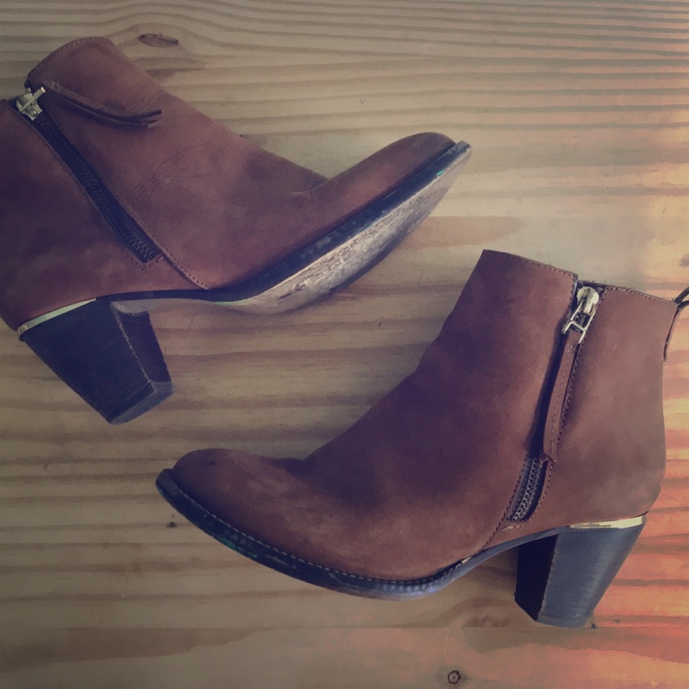 Steve Madden Wantagh Ankle Bootie in Cognac